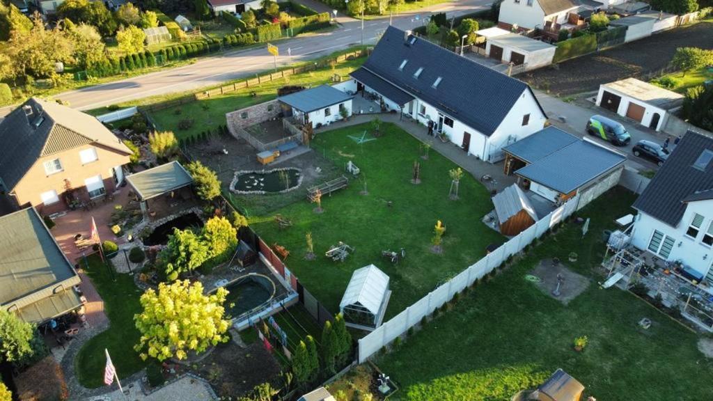Pension Landhaus An Der Saale Бернбург Екстериор снимка