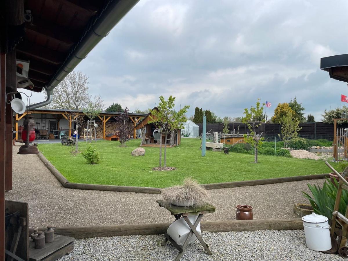 Pension Landhaus An Der Saale Бернбург Екстериор снимка