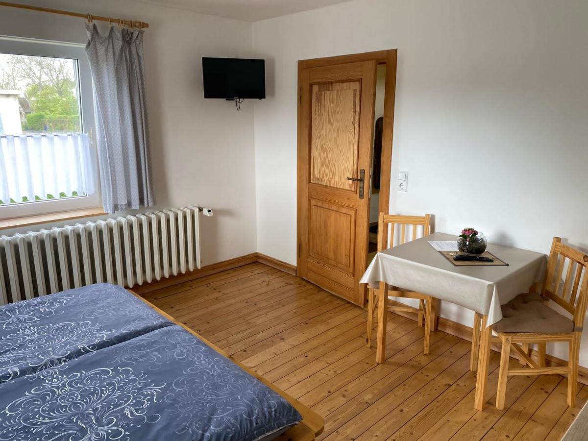 Pension Landhaus An Der Saale Бернбург Екстериор снимка